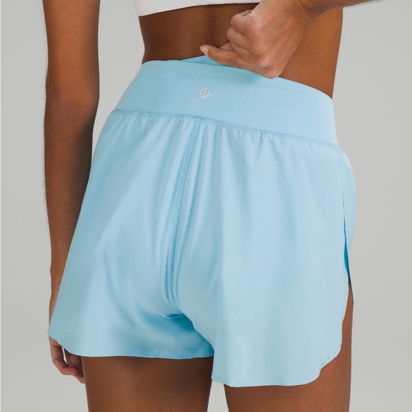 NEW Lululemon Find Your Pace 3” Short in Blue Chill - Picture 5 of 6